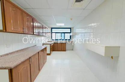 Apartment - 3 Bedrooms - 3 Bathrooms for rent in Emerald Mankhool 1 - Mankhool - Bur Dubai - Dubai Apartment - 3 Bedrooms - 3 Bathrooms for rent in Emerald Mankhool 1 - Mankhool - Bur Dubai - Dubai