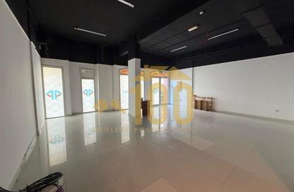Shop - Studio - 1 Bathroom for rent in Building X12 - England Cluster - International City - Dubai Shop - Studio - 1 Bathroom for rent in Building X12 - England Cluster - International City - Dubai
