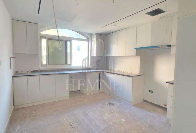 135624218 - Property Image 3