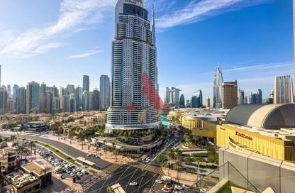 Apartment - 1 Bedroom - 2 Bathrooms for sale in Boulevard Point - Downtown Dubai - Dubai