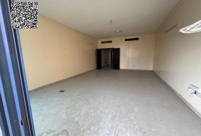 76967801 - Property Image 3