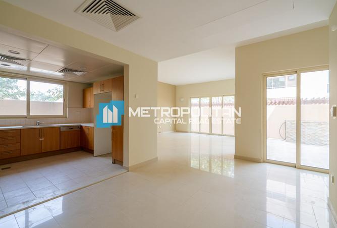 144612413 - Property Image 2