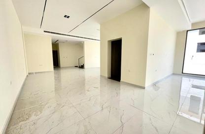 Villa - 4 Bedrooms - 6 Bathrooms for rent in Al Tay West - Al Suyoh - Sharjah