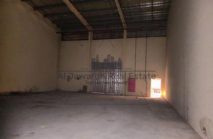 Warehouse - Studio - 1 Bathroom for rent in Umm Dir - Umm Al Quwain