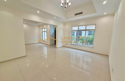 Villa - 5 Bedrooms - 5 Bathrooms for rent in Al Rashidiya - Dubai