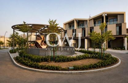 Townhouse - 3 - 5 for sale in Nad Al Sheba Gardens 3 - Nad Al Sheba Gardens - Nad Al Sheba 1 - Nad Al Sheba - Dubai