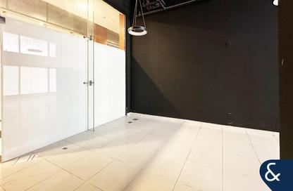 Retail - Studio for rent in Park Towers Podium - Park Towers - DIFC - Dubai