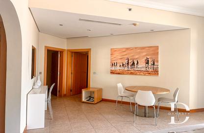 Apartment - 2 - 2 for rent in Al Das - Shoreline Apartments - Palm Jumeirah - Dubai
