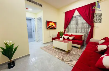 شقة - غرفة نوم - 2 حمامات للايجار في مساكن كورنيش عجمان - طريق كورنيش عجمان - عجمان