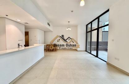 Apartment - 2 Bedrooms - 3 Bathrooms for rent in Al Waleed Garden 1 - Al Waleed Garden - Al Jaddaf - Dubai