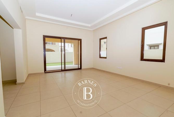 83641980 - Property Image 3