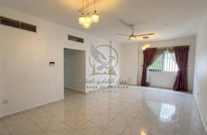 Apartment - 3 Bedrooms - 3 Bathrooms for rent in Al Mahatta Building - Al Mahatta - Al Qasimia - Sharjah