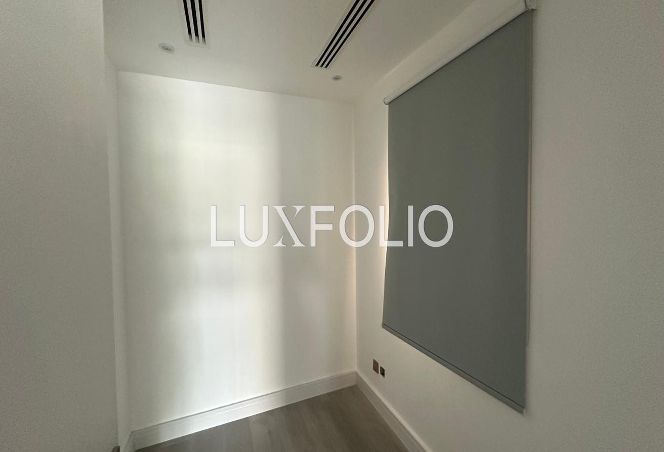 Upgraded | Unfurnished | Vacant Now photo 12