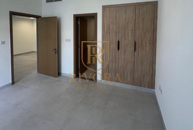 87043796 - صورة العقار 2