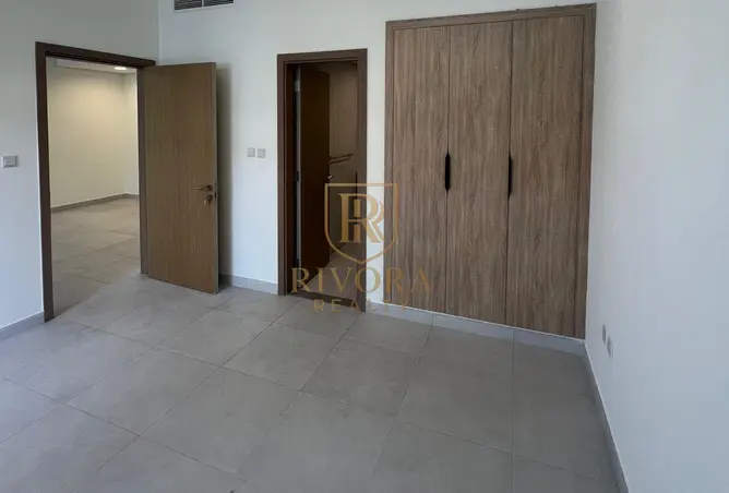 87043796 - Property Image 2