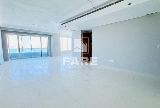 94002293 - Property Image 2