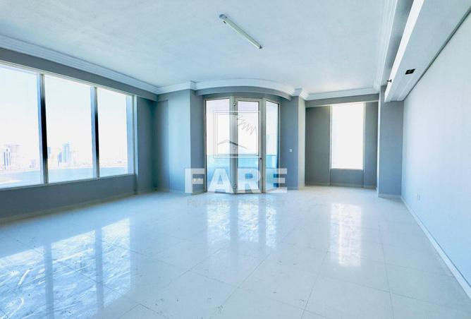 94002293 - Property Image 3