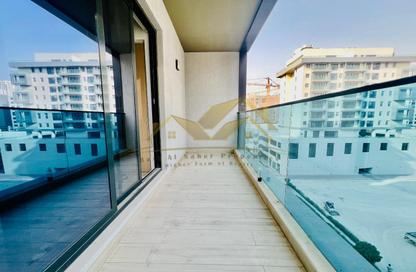 Apartment - 1 Bedroom - 2 Bathrooms for rent in Jumeirah Garden City - Al Satwa - Dubai