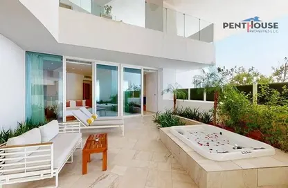 النزل و الشقق الفندقية - غرفة نوم - 2 حمامات للبيع في فايف في جميرا فيلج سيركل - منطقة 14 - قرية جميرا الدائرية - دبي