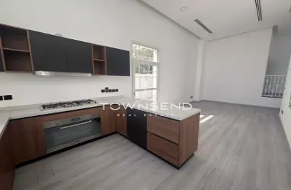 فيلا - 5 غرف نوم - 6 حمامات للايجار في غرب الفرجان - الفرجان - دبي