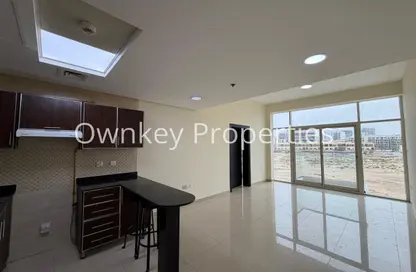 Apartment - 1 Bedroom - 2 Bathrooms for rent in Burj Residence 2 - District 10 - Jumeirah Village Circle - Dubai
