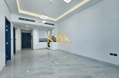 Apartment - 1 Bedroom - 2 Bathrooms for rent in Samana Golf Avenue - Dubai Studio City - Dubai