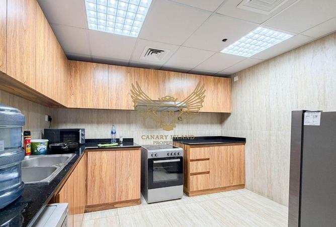 135149398 - Property Image 2