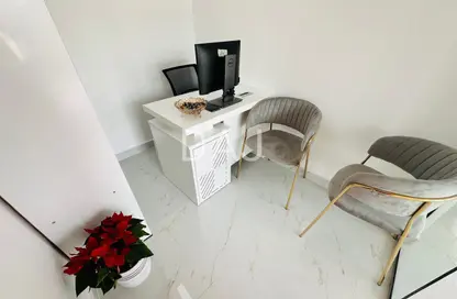 Office Space - 1 Bedroom - 1 Bathroom for rent in Reem Residency - Al Karama - Dubai