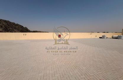 Factory - Studio - 1 Bathroom for rent in Al Sajaa S - Al Sajaa - Sharjah