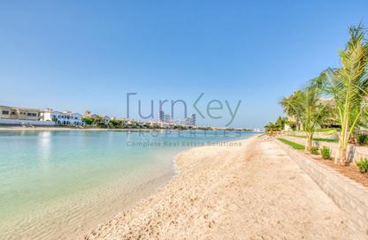 Villa - 5 Bedrooms - 6 Bathrooms for sale in Garden Homes Frond E - Garden Homes - Palm Jumeirah - Dubai