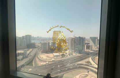 Apartment - 3 Bedrooms - 3 Bathrooms for rent in Conquer Tower - Sheikh Maktoum Bin Rashid Street - Ajman