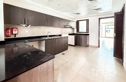 Townhouse - 4 Bedrooms - 5 Bathrooms for rent in Shaksy Villas - District 15 - Jumeirah Village Circle - Dubai