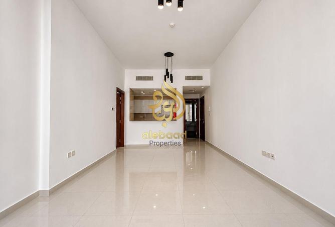 100428106 - Property Main Image