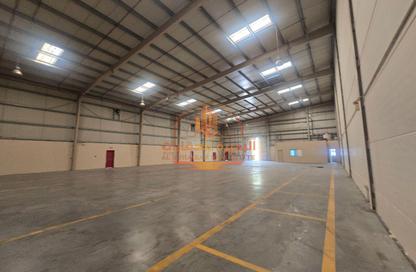 Warehouse - Studio - 1 for rent in Umm Al Thuoob - Umm Al Quwain