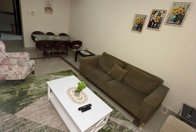98266328 - Property Main Image