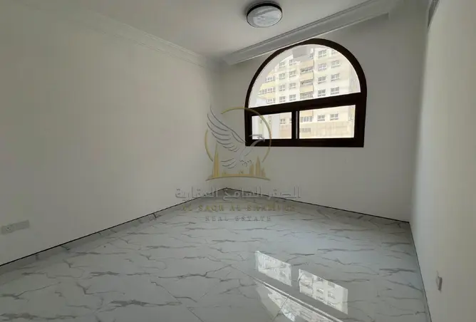 148658228 - Property Image 3