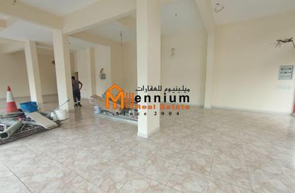 Shop - Studio - 1 Bathroom for rent in SG Al Majaz Building - Al Majaz - Sharjah