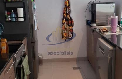 Townhouse - 3 - 2 for sale in Manazel Al Reef 2 - Al Samha - Abu Dhabi