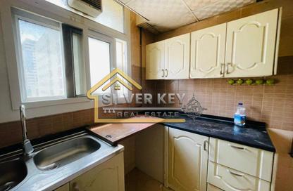 Apartment - 2 Bedrooms - 2 Bathrooms for rent in Al Qulaya'ah - Al Sharq - Sharjah