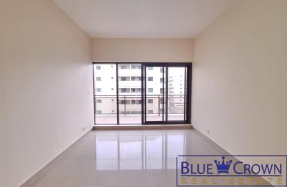 Apartment - 4 Bedrooms - 4 Bathrooms for rent in Golden Sands 9 - Al Mankhool - Bur Dubai - Dubai