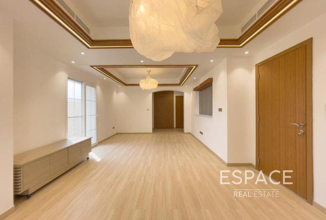 107747520 - Property Image 2