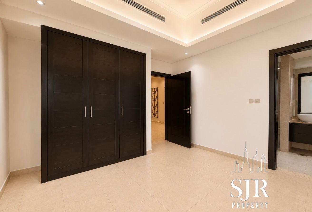 Upgraded 5BR | Vastu | Huge Plot | Roof Terrace photo 12