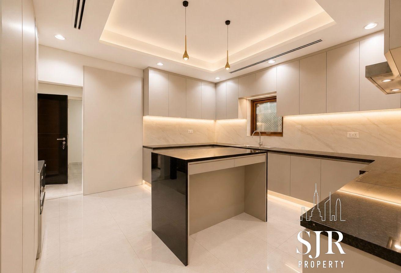 Upgraded 5BR | Vastu | Huge Plot | Roof Terrace photo 9