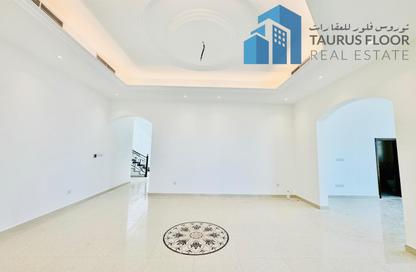 Villa - 6 Bedrooms - 7 Bathrooms for rent in Al Quoz 2 - Al Quoz - Dubai Villa - 6 Bedrooms - 7 Bathrooms for rent in Al Quoz 2 - Al Quoz - Dubai