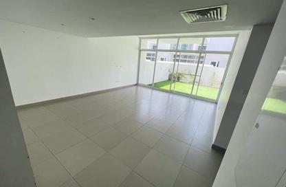 Townhouse - 3 - 4 for rent in Arabella Townhouses 3 - Arabella Townhouses - Mudon - Dubai