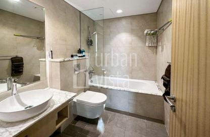 Apartment - 1 Bedroom - 2 Bathrooms for sale in Paramount Tower Hotel  and  Residences - Business Bay - Dubai
