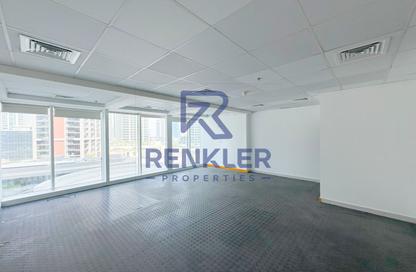 Office Space - Studio - 1 Bathroom for rent in The Burlington - Business Bay - Dubai