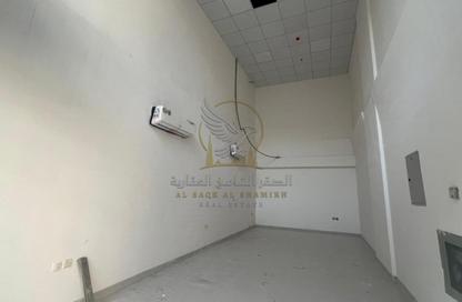 Shop - Studio - 1 Bathroom for rent in Al Naimiya - Al Nuaimiya - Ajman