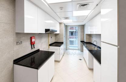 Apartment - 2 Bedrooms - 3 Bathrooms for rent in Al Raha Beach - Abu Dhabi