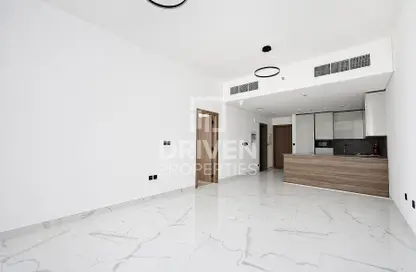 شقة - غرفة نوم - 2 حمامات للبيع في رويال ريجينسي - الخليج التجاري - دبي